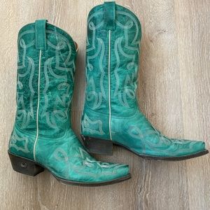 8 second angel turquoise boots